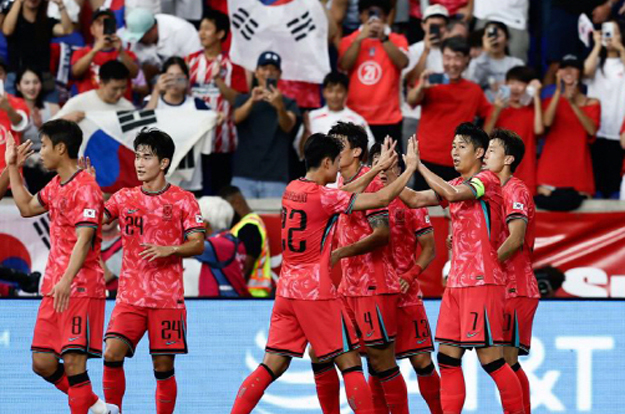 “손흥민 잘했어, 김민재도 '굿'” 탈아시아→'15위' 美 완파, '23위' 홍명보 감독의 미소..'제자에 눈물' 포체티노 “SONNY는 내 아들”