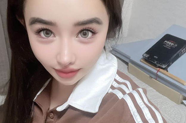 박봄, 정서불안정 치료 시급..이민호 n차 열애설 사진 삭제→성경 디톡스