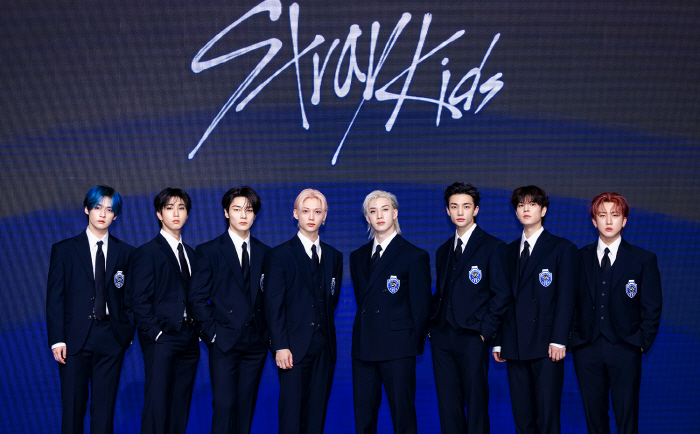 스트레이키즈, JYP 박진영 금 1억 쐈는데…“기록 경신 때마다 달라고”