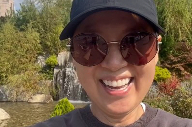 '유방암 투병' 박미선, 모자로 민머리 가린 근황..“아들과 자전거 타요”