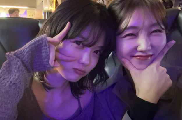 김유정 엄마, ‘씨야 출신’ 이서안이었다..‘친애하는 X’ 다정 투샷