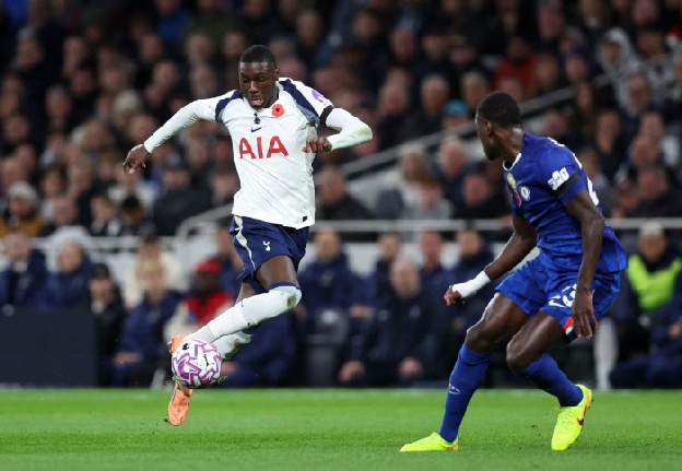 '대반전' 턱뼈 박살 났는데 어떻게? 토트넘 행운이다..“손흥민 뒤이을 마스크맨 등장”