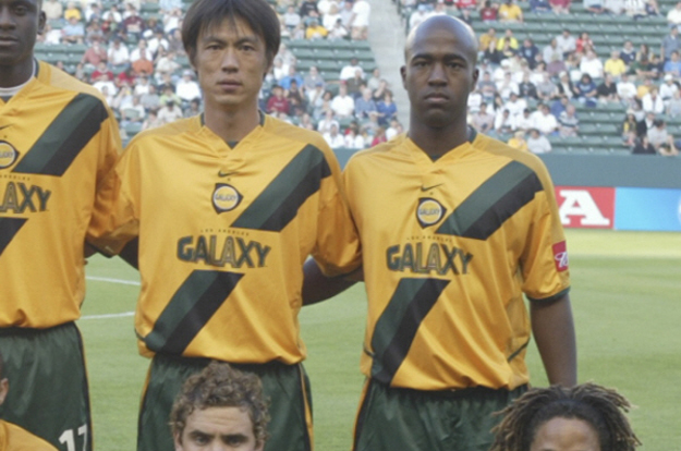 “홍명보는 전설이었지” 미국서 월드컵 '꿀조' 받고 21년만에 동료도 만난 MB, 행복한 하루