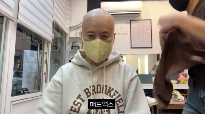 '암 투병' 박미선, 삭발만 세 차례…민머리에 깜짝 “돌아가신 父와 너무 똑같아져”