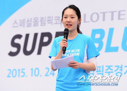 'KBS 아나운서' 엄지인, 제2의 이효리 꿈꾼다...“가수 도전” 선언