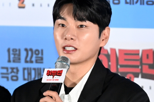 이이경 사생활 폭로자, 법적 공방 예고..“그 사진, 우리 둘만 소유했는데”