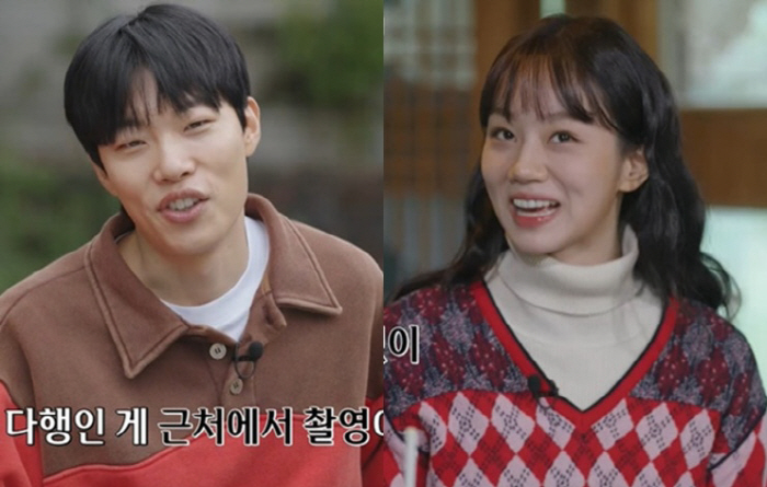 류준열, 혜리와 따로 등장..“스케줄 쪼개 '응팔' 10주년 합류”