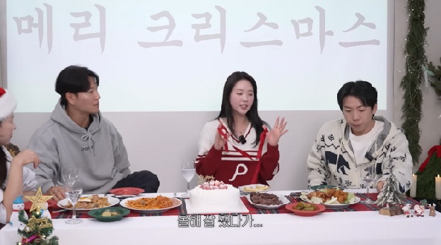 지예은, '태도 논란→활동 중단' 심경 밝혔다 “잘 풀리다가 욕먹어”