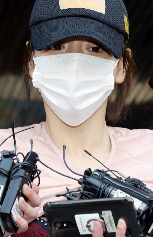 '마약 혐의' 황하나, 자진 귀국 이유=출산 “아이 책임지고파”