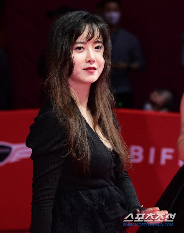 구혜선, 논문 표절 의혹 나오기도 전에 '1% 표절률' 직접 인증...“응원에 감사”