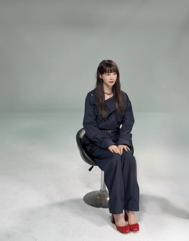 원빈은 16년째 공백인데…아내 ♥이나영은 47세에도 '열일'