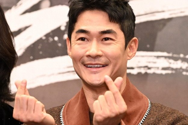 배정남, 7살 연하 회사원과 연애 고백 “작년 초에 만나”