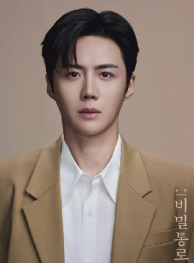 탈세논란 비웃은 팬덤파워...김선호 연극 무대선 '선호앓이' 19회차 싹쓸이 매진