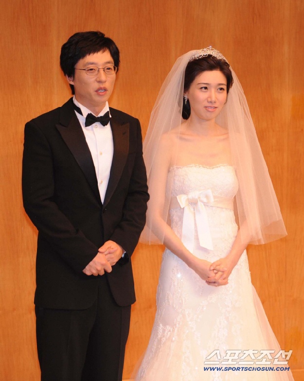 유재석, ♥나경은에 '혼나는 일상' 폭로…“옷 똑같은 거 입는다고 질책당해”