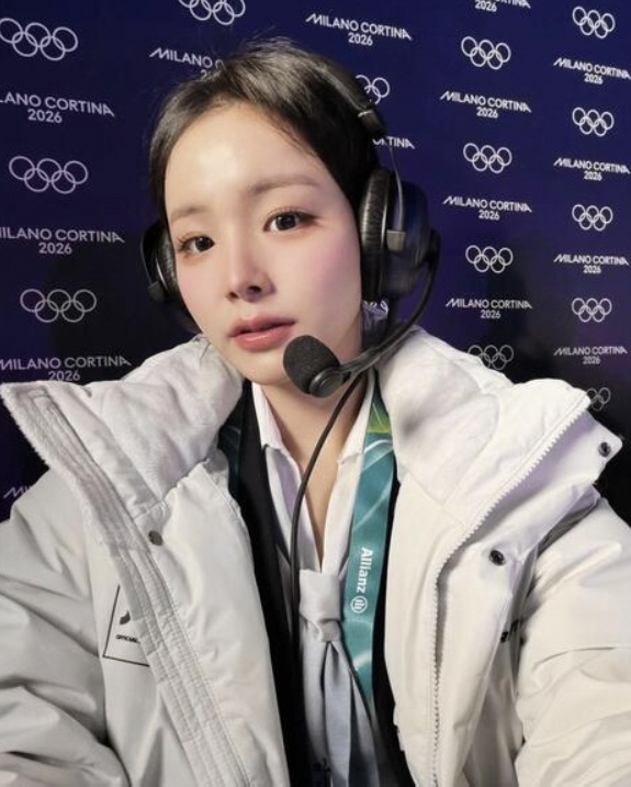 “아이돌이다→왜 이렇게 예뻐!” 日 열도 더 난리 났다…'韓 전현직 피겨 요정' 임은수→신지아 '비주얼' 감탄 폭발