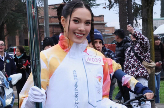 中 분노 “돈 때문에 중국 온다” 맹비난→美 동참 “배신자, 시민권 포기해라”..1200억 쓸어담고도 '수난시대'