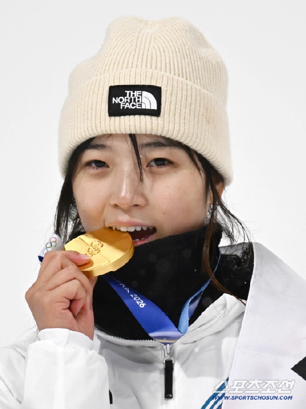 일본까지 인정 또 인정! “뇌진탕 검사”→“불굴의 정신으로 진행” 최가온 금메달 소식에..“완벽했다” 감탄