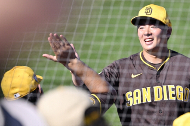'한국 야구만 난리난게 아니다' 일본 청천벽력, 핵심 불펜 WBC 사퇴 “벌써 3명째”
