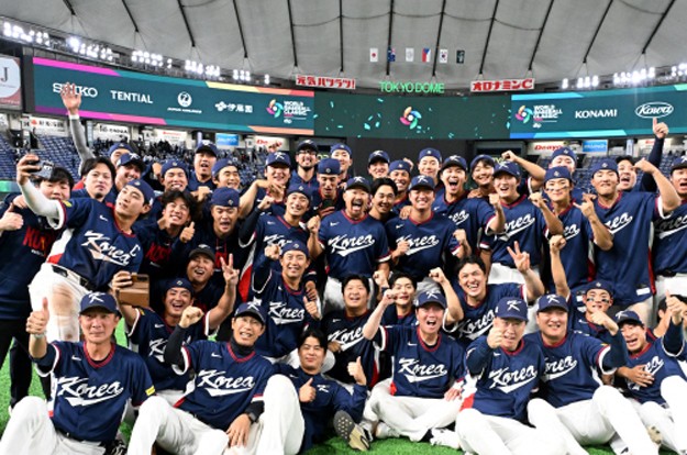 2026 WBC 8강에 진출..야유를 환호로 바꾼 '대한 야구'! '기적 같은 확률' 세계가 놀랐다