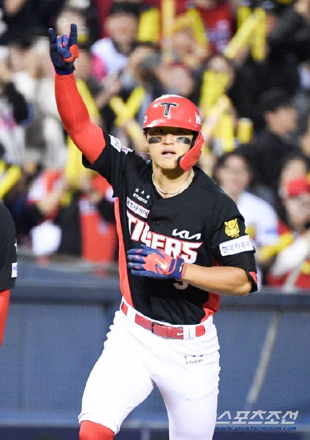 'KIA 감격 첫승' 김도영 대폭발+올러 난공불락…LG 백기 투항 굴욕, 3연패 수렁[잠실 리뷰]