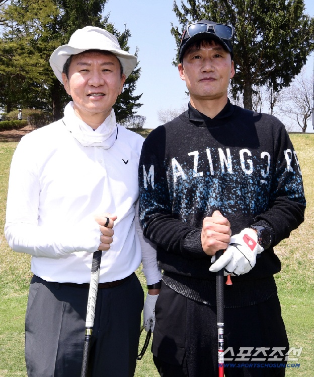 “홍명보 감독님 응원합니다”→“지금은 용기 줘야 할 때” 60일 남은 북중미월드컵…한마음으로 '韓 대표팀' 뜨거운 응원