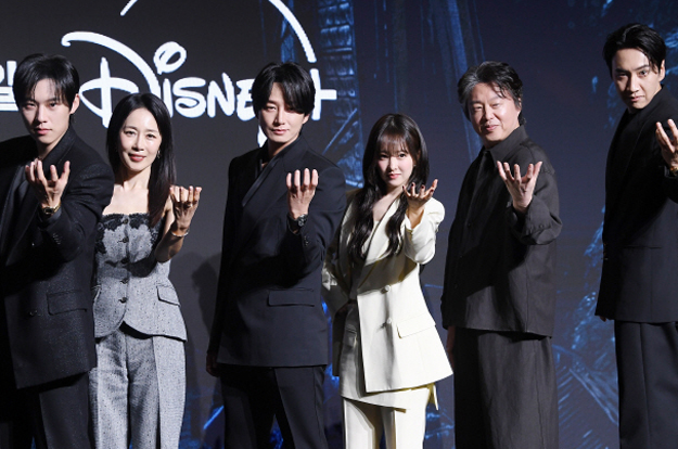 “웃음기 지운 박보영→싸움 잘하는 이광수라니”..'골드랜드' 심상치 않다