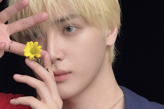 'AV 여배우 스캔들 탈퇴' 주학년, 더보이즈 아직 함께였나..콘서트 인증샷