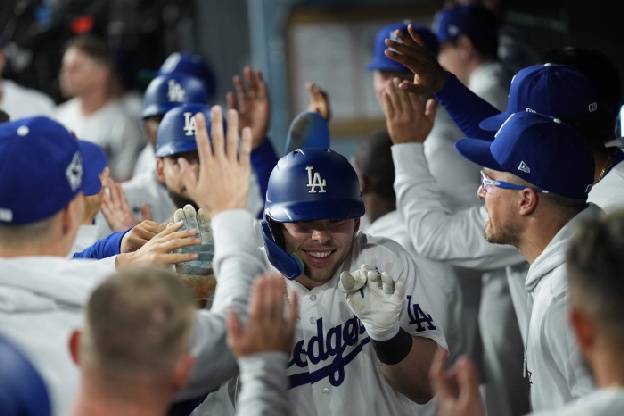 “엿 먹어라” 이정후 향한 욕설! “돼지 같은 놈” 비하 발언까지..빌런 자처 'LAD 포수' 세계를 적으로 돌리려나