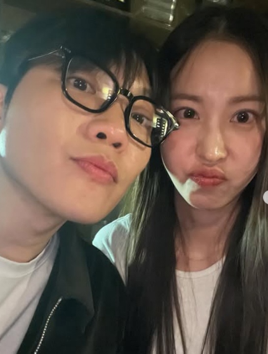 이혼 후 공개 열애...최고기, 딸 앞에서 현여친과 '럽스타' 시작