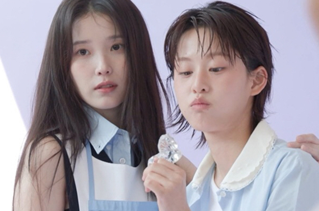 “기분대로 돈 쓰면 못 모아” 아이유, '절친' 이연에 진지한 충고..“나 만날 땐 돈 쓰지 마” 감동 미담
