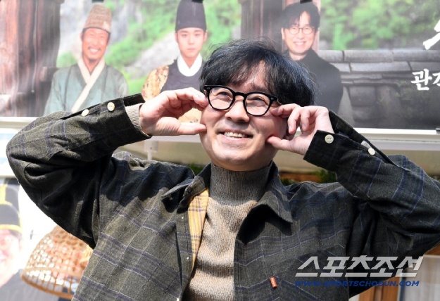 장항준, 1600만 거장의 '번아웃' 고백…“막 살고 싶은데 보는 눈 너무 많다”