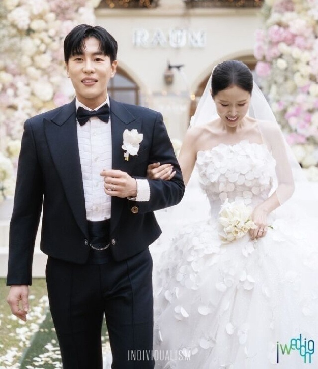 신지♥문원 향한 '이혼 훈수' 논란…동료 변호사도 “인간이 할 짓이냐” 직격
