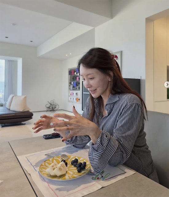 김정은, '죽음의 다이어트' 충격 근황…“과일 몇 조각으로 버티나”