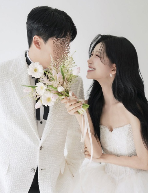 故 최진실 딸 최준희, 오늘(16일) 결혼..혼주 자리엔 오빠 최환희 “새 시작”