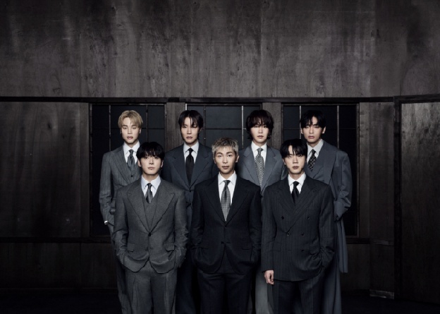 방탄소년단, 3년 8개월 만의 부산 '아리랑'…11만 아미 운집