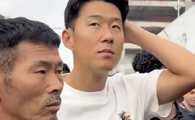 “손흥민 대체 왜 그러는거야!” 멕시코 팬들 폭발, '타코 휴식' 즐긴 쏘니 향한 깜짝 반응, 정체는 '애정 가득 관심' “더 맛있는 곳에서 먹지”