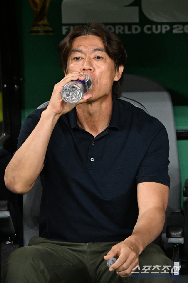 홍명보호 '비상, 초비상!' 32강 운명 걸린 남아공전 '몬테레이 미친 폭염'과도 싸운다..“경기 중단 수준의 더위”→사망 경고