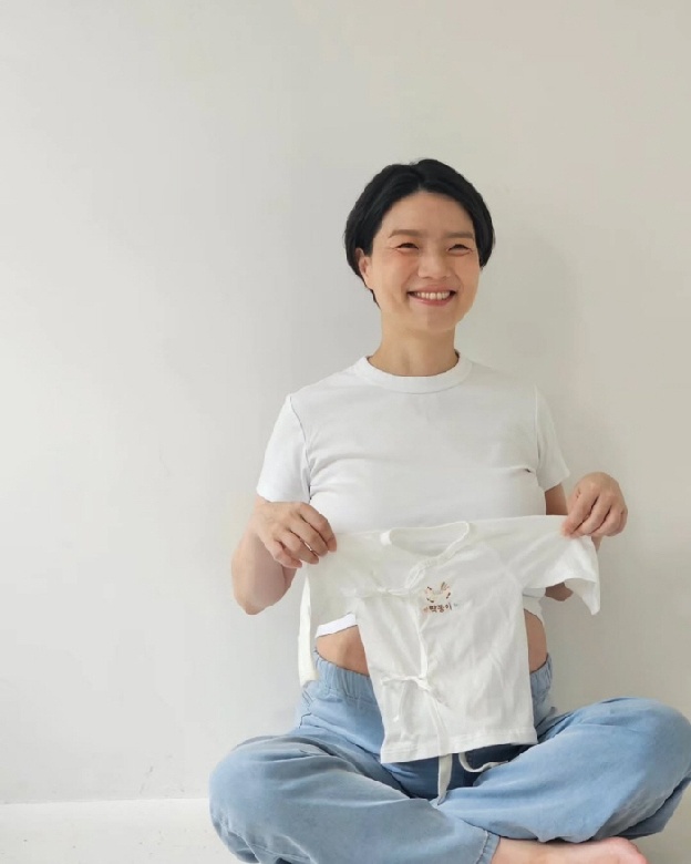 안영미, 만삭 화보 공개..둘째 출산 앞두고 눈물 “외롭다는 생각 안 들어”