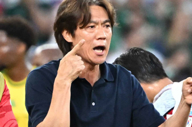 '韓 의지 부족 논란' 홍명보 감독 직접 입 뗐다 “손흥민, 본인 역할 항상 한다..결과적으로는 감독의 책임”