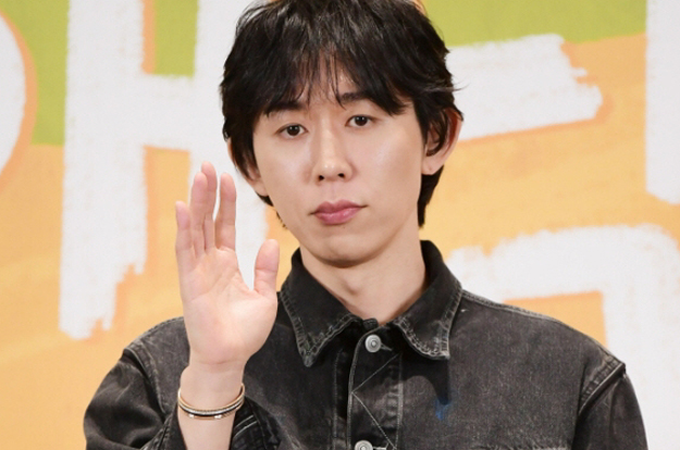 코드 쿤스트, 8년 사랑 마침표 찍었나..소속사 “사생활이라 확인 불가”