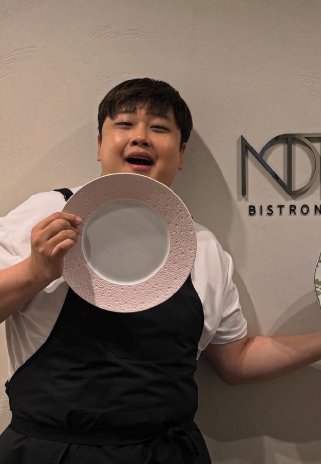 '빚만 6억' 윤남노, 가게 오픈후 월급 없다더니 “직원들 짬뽕 사줄 돈도 없어”