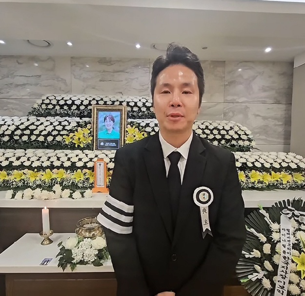 '짱구 엄마'의 마지막 인사..故 강희선 성우 장남이 전한 절절한 심경