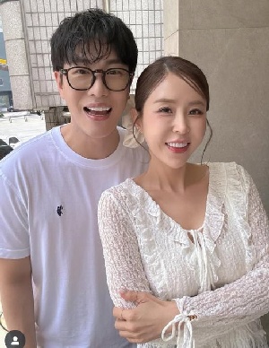 [이슈] 신지, ♥문원 '딸 있는 돌싱' 고백 악플에도 굳건한 사랑 “감사해요”