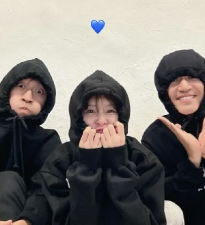 [이슈] “영원히 가족”…코요태 뺵가, '신지 예비신랑' 문원 “무례함 죄송” 용서했다