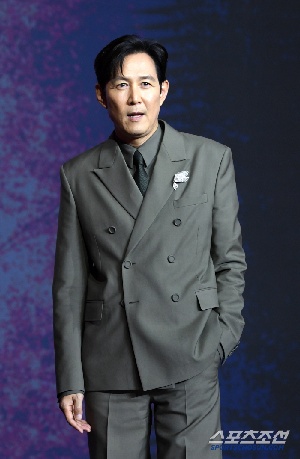[이슈] '오징어게임3' 이정재도 몰랐던 '이런 엔딩', 중국이 또 도둑 시청