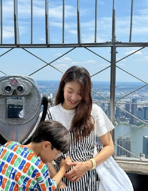 [이슈] “前남편 동의 없이 둘째 임신”…이시영, '배아 이식' 논란 부담됐나..돌연 활동 중단