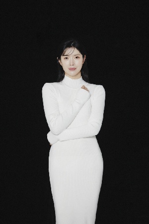 [이슈] 안시하, '아들맘' 됐다…“난산이었는데 의지로 자연분만”
