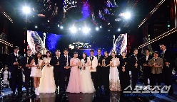 '청룡'이라 가능..'공정'의 이름으로 모인 톱★→콘텐츠 대화합의 장(종합)